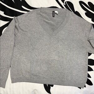 Express Light Gray V-Neck Pullover Sweater